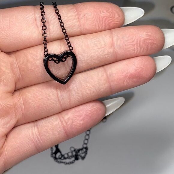 Hollow Heart, Trendy Black Coated Metal Necklace - Picture 12 of 15
